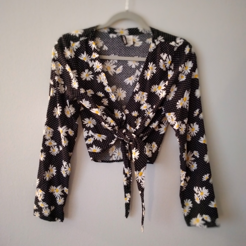 Black cropped button down shirt